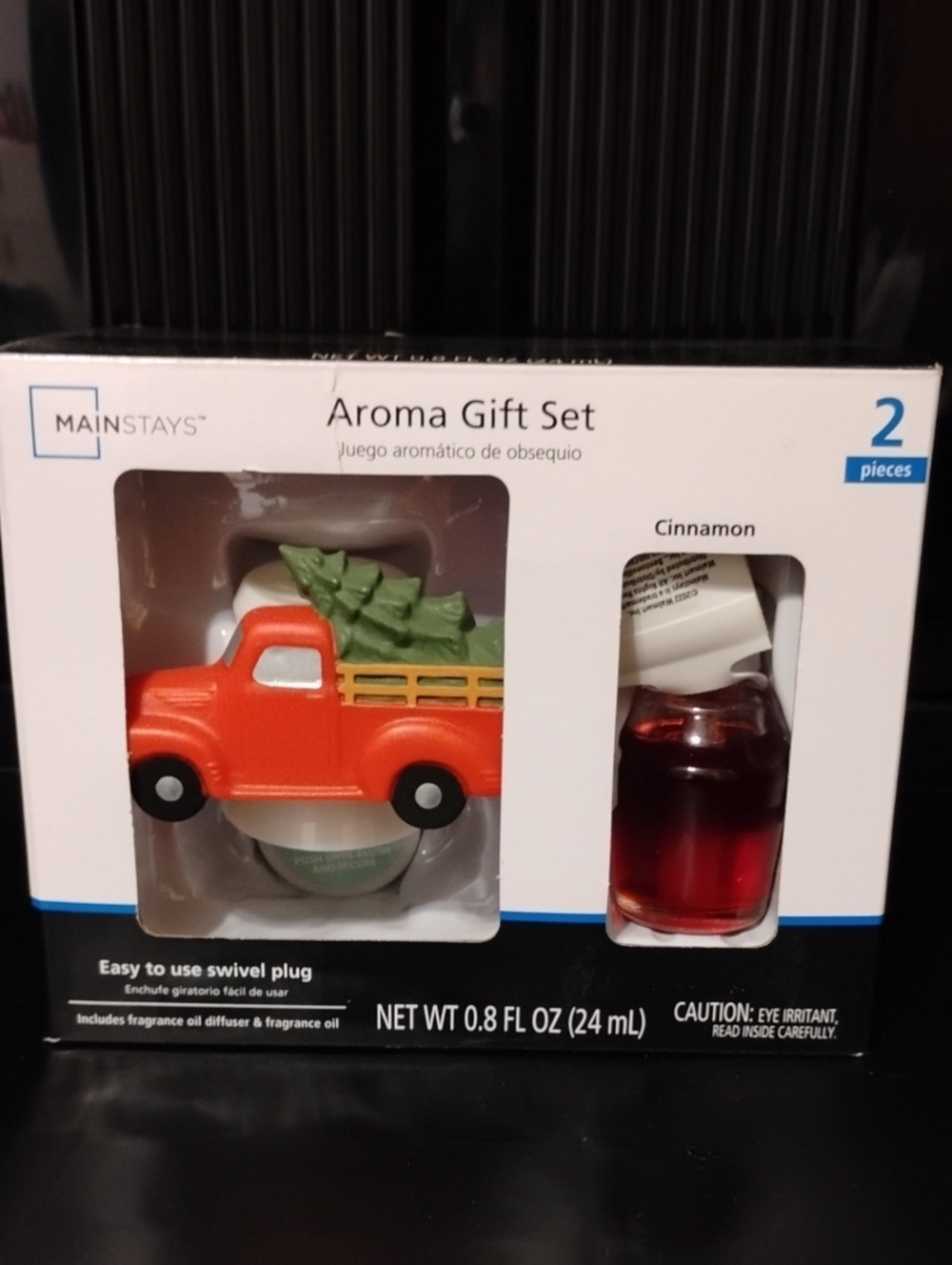 (#11) New Mainstays Orange Truck Aroma Gift Set - Green Tree Accent